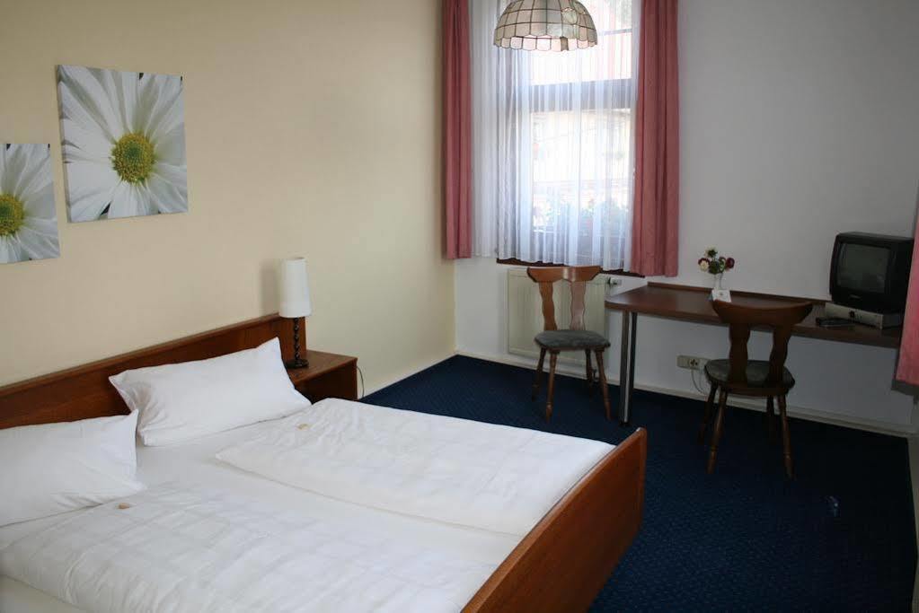 Landgasthof & Hotel Krone Eischleben Ichtershausen Kültér fotó